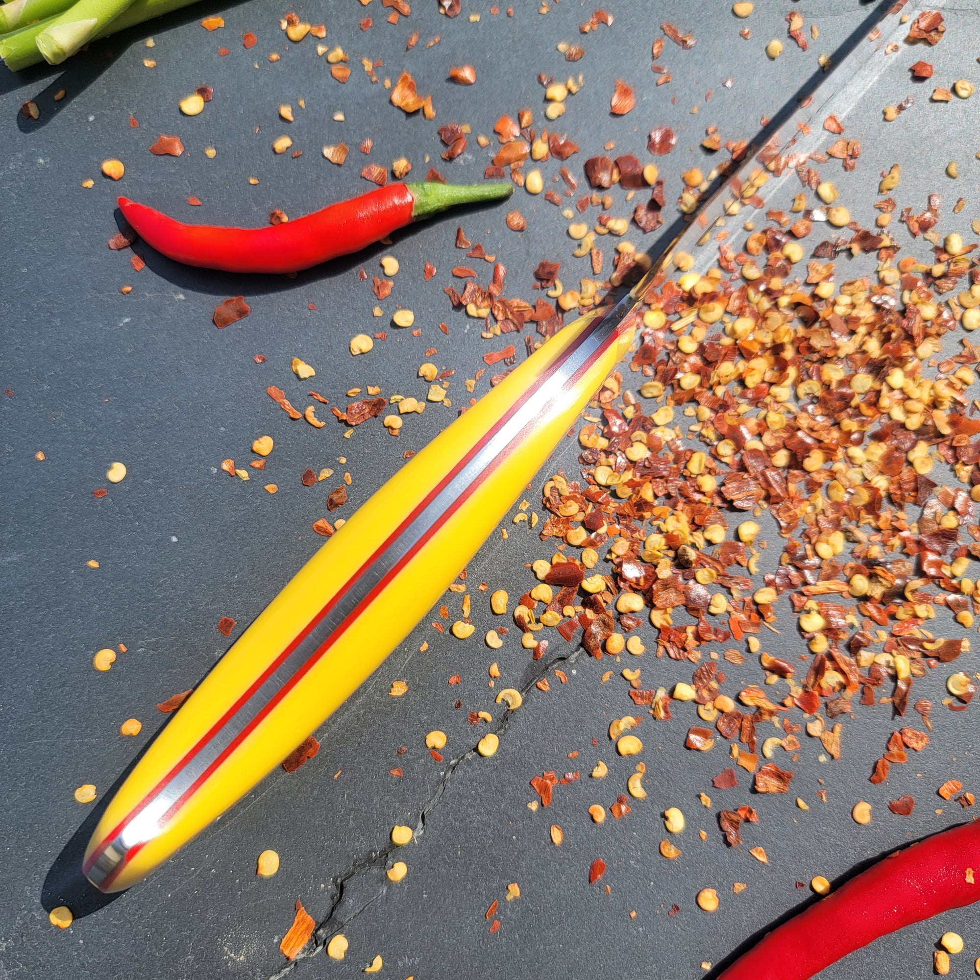 Gyuto Ultra (Imperial Yellow / Red)
