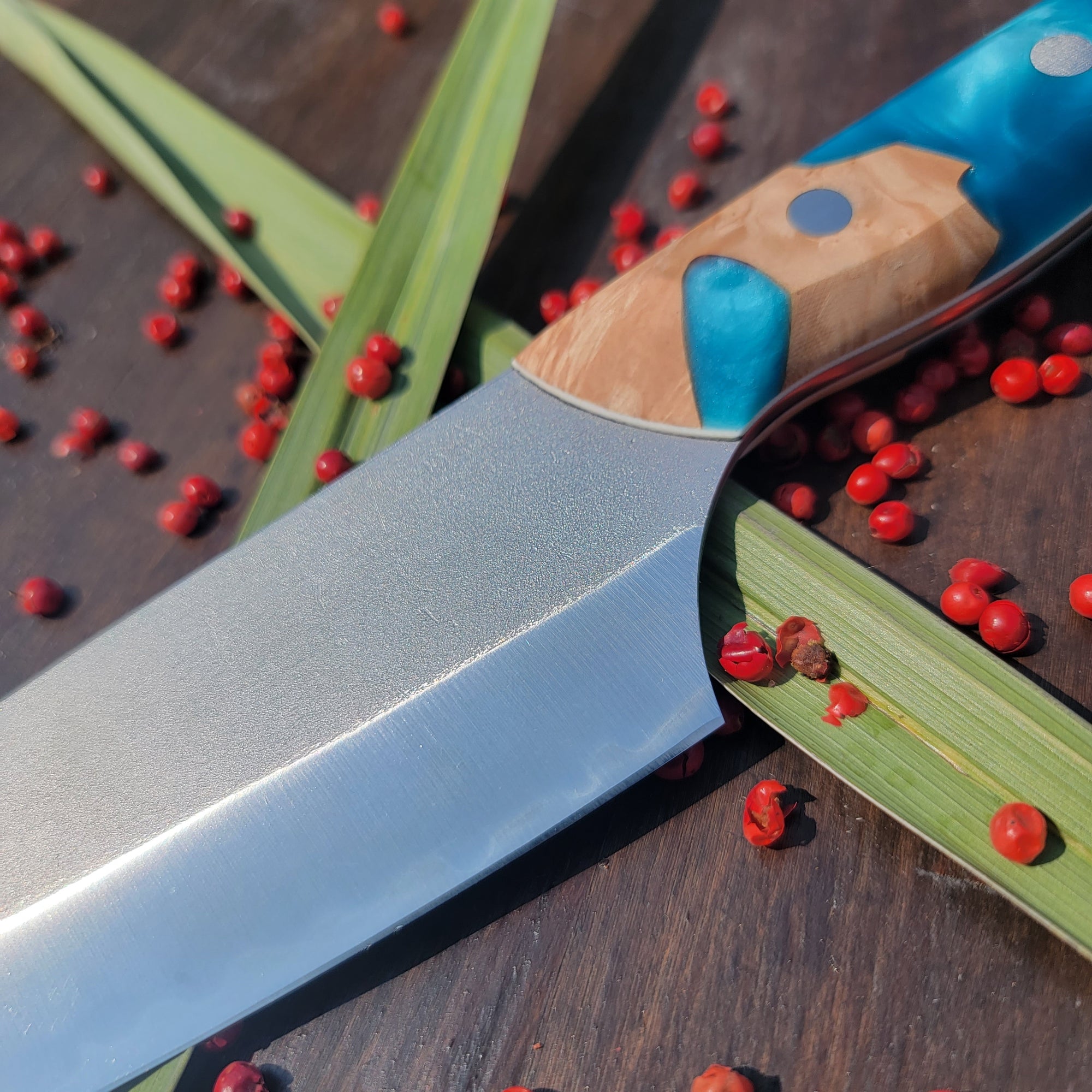Dingo with "Ocean Blue" handle