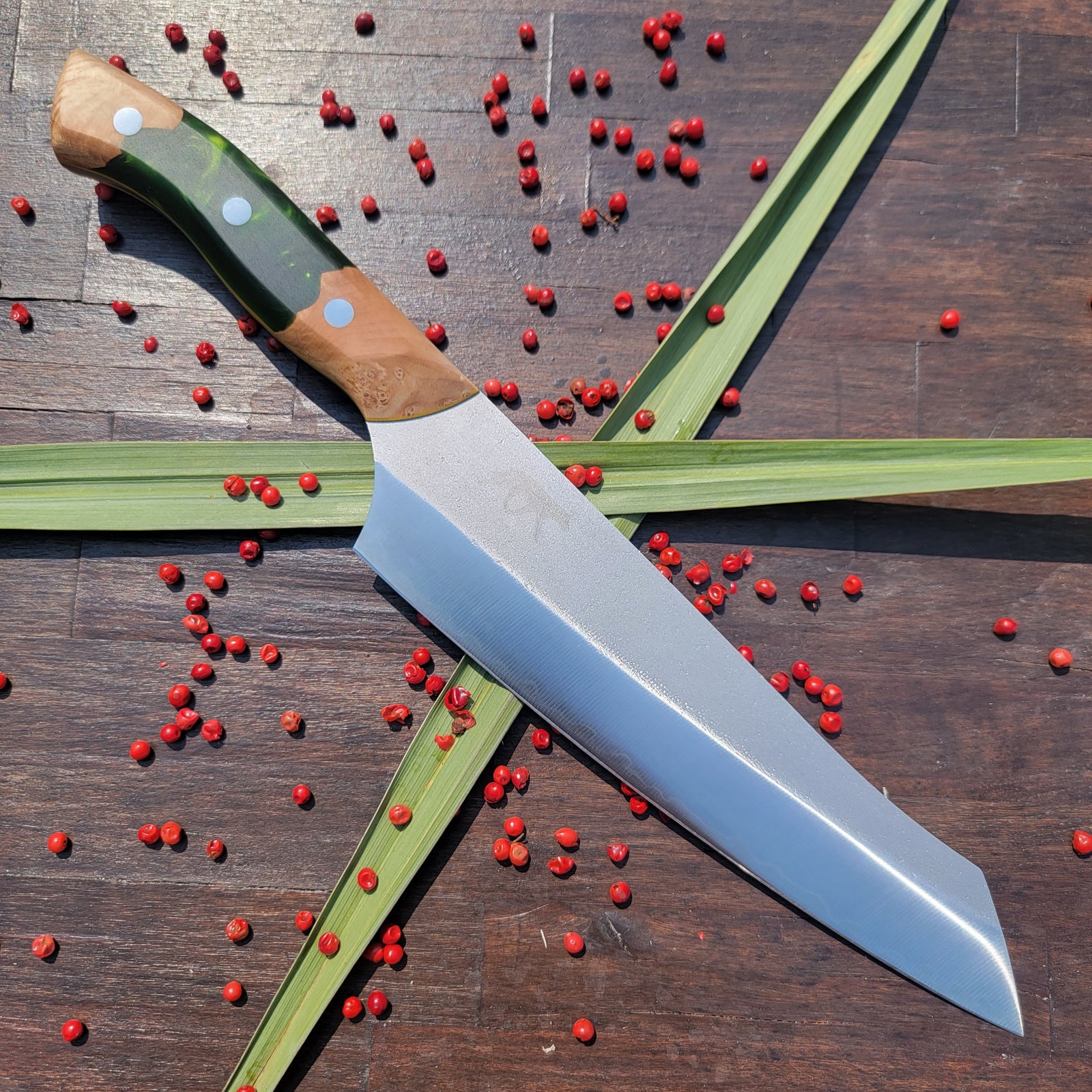 Dingo with a "Green" handle