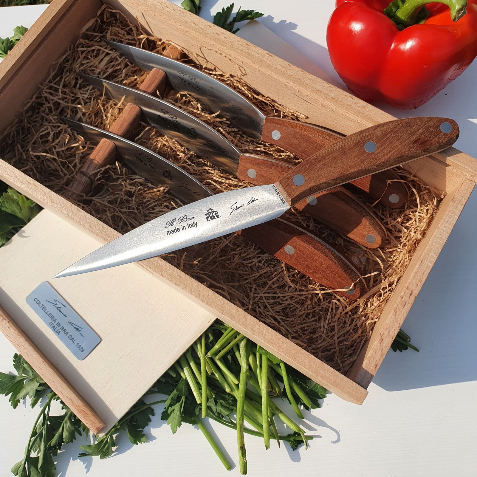 Bra Steak Knives (Set of 4)