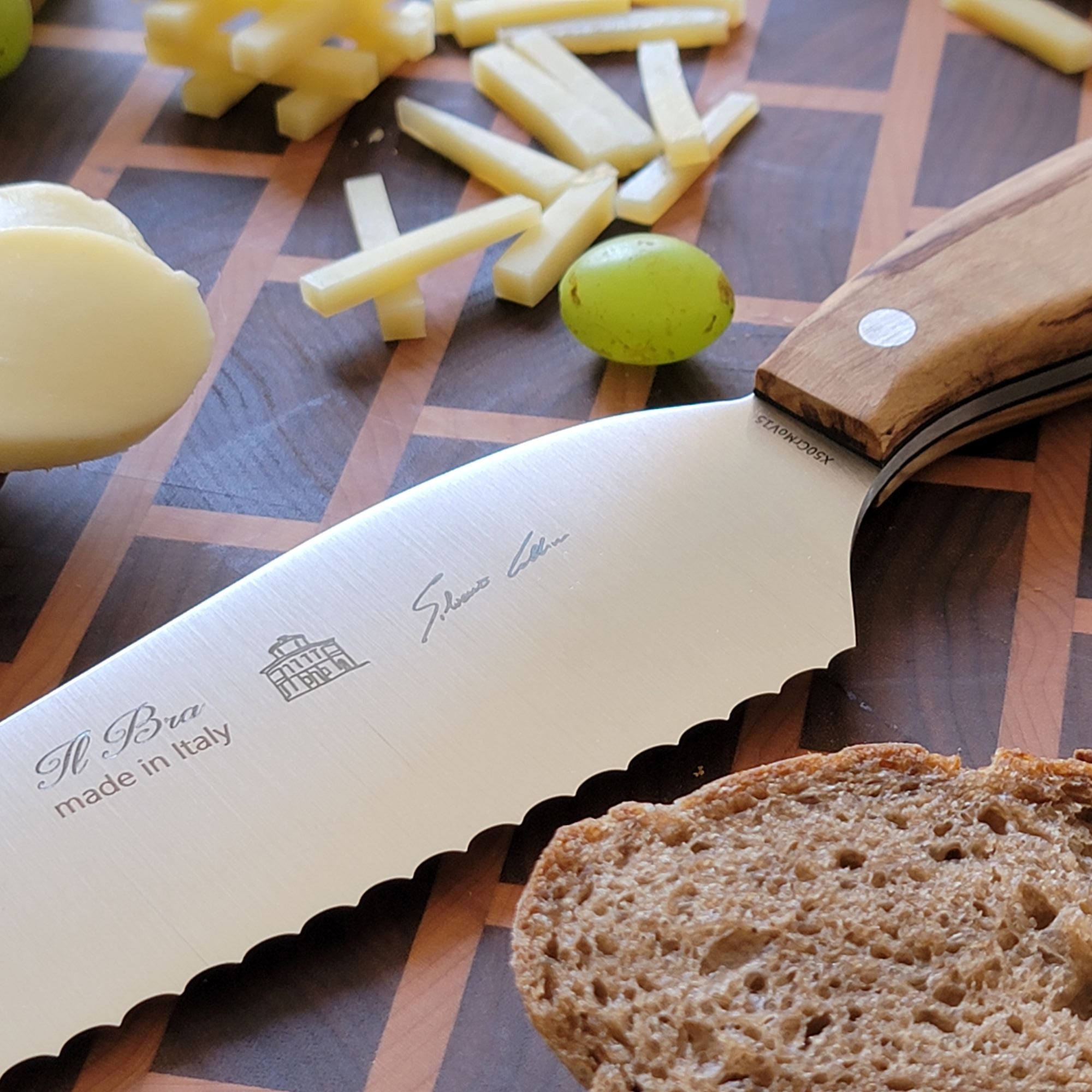 Bread Knife (Olive)