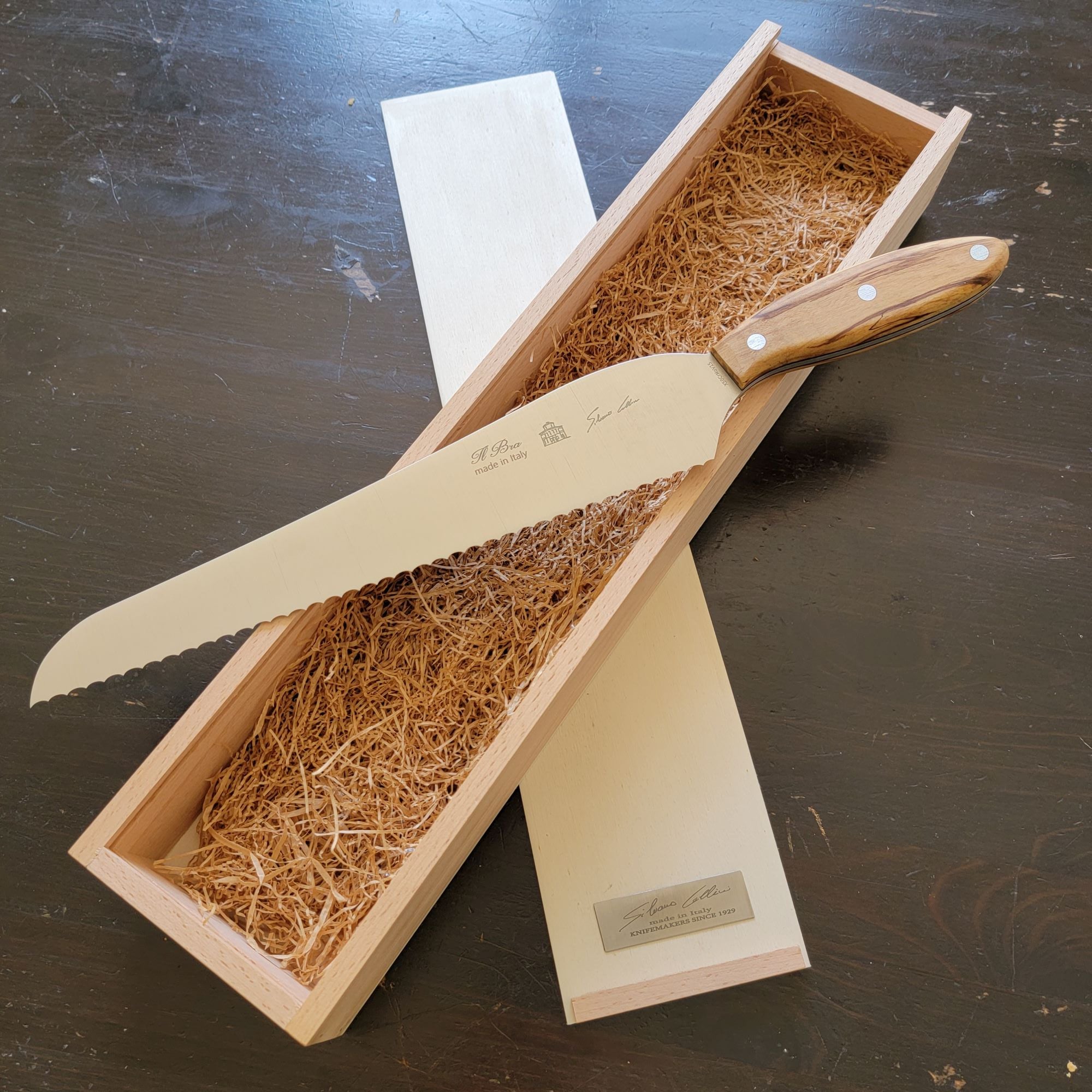 Bread Knife (Olive)