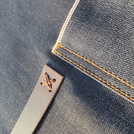 Denim Apron (dark brown leather pocket)