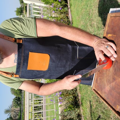 Denim Apron (light brown leather pocket)