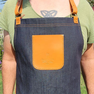Denim Apron (light brown leather pocket)