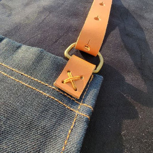 Denim Apron (light brown leather pocket)