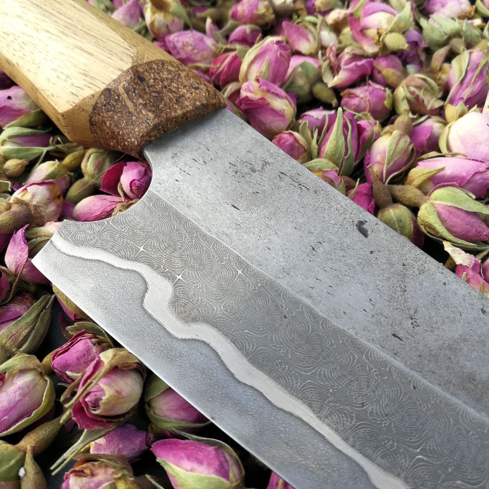 Eiffel Tower Knives