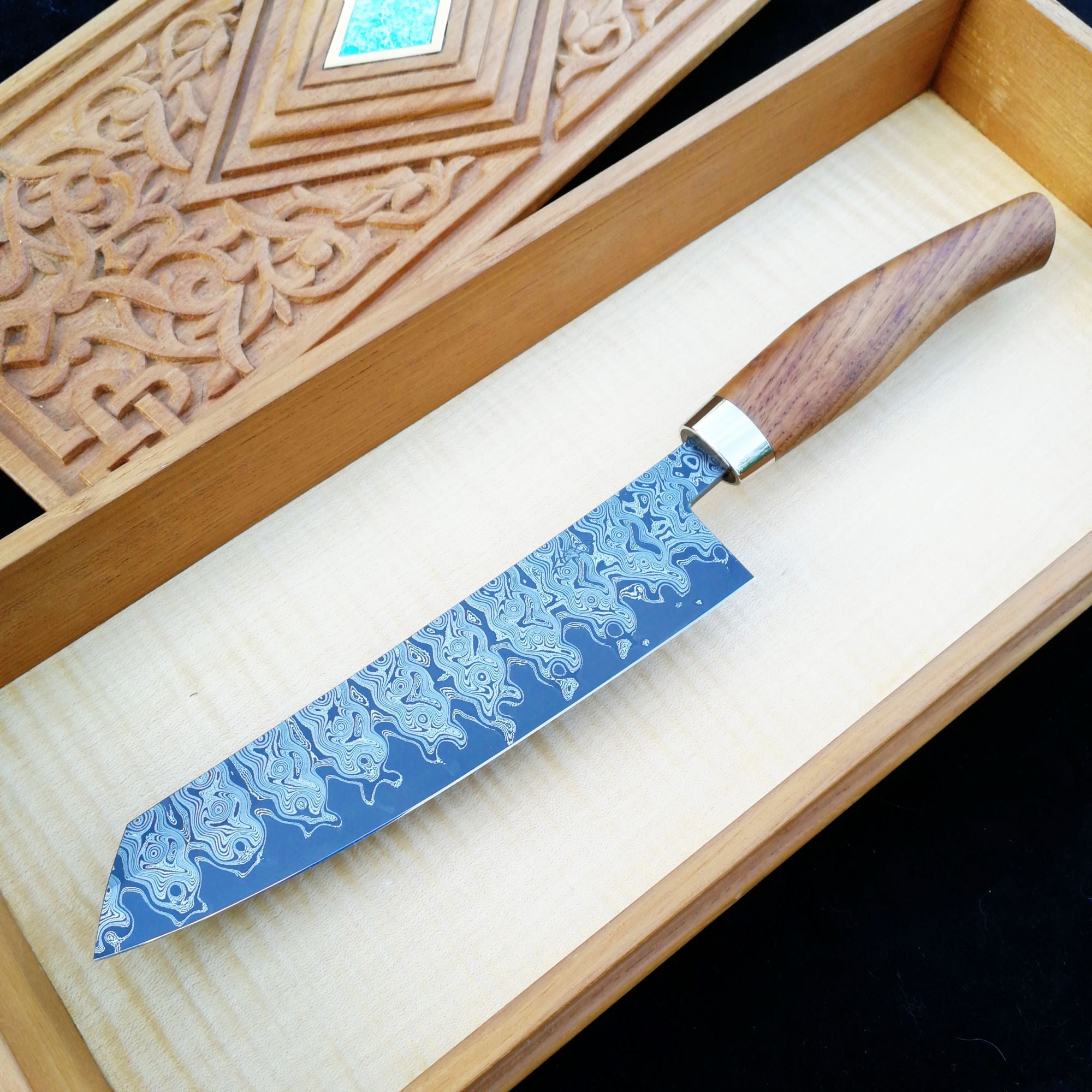 Mecca Knives