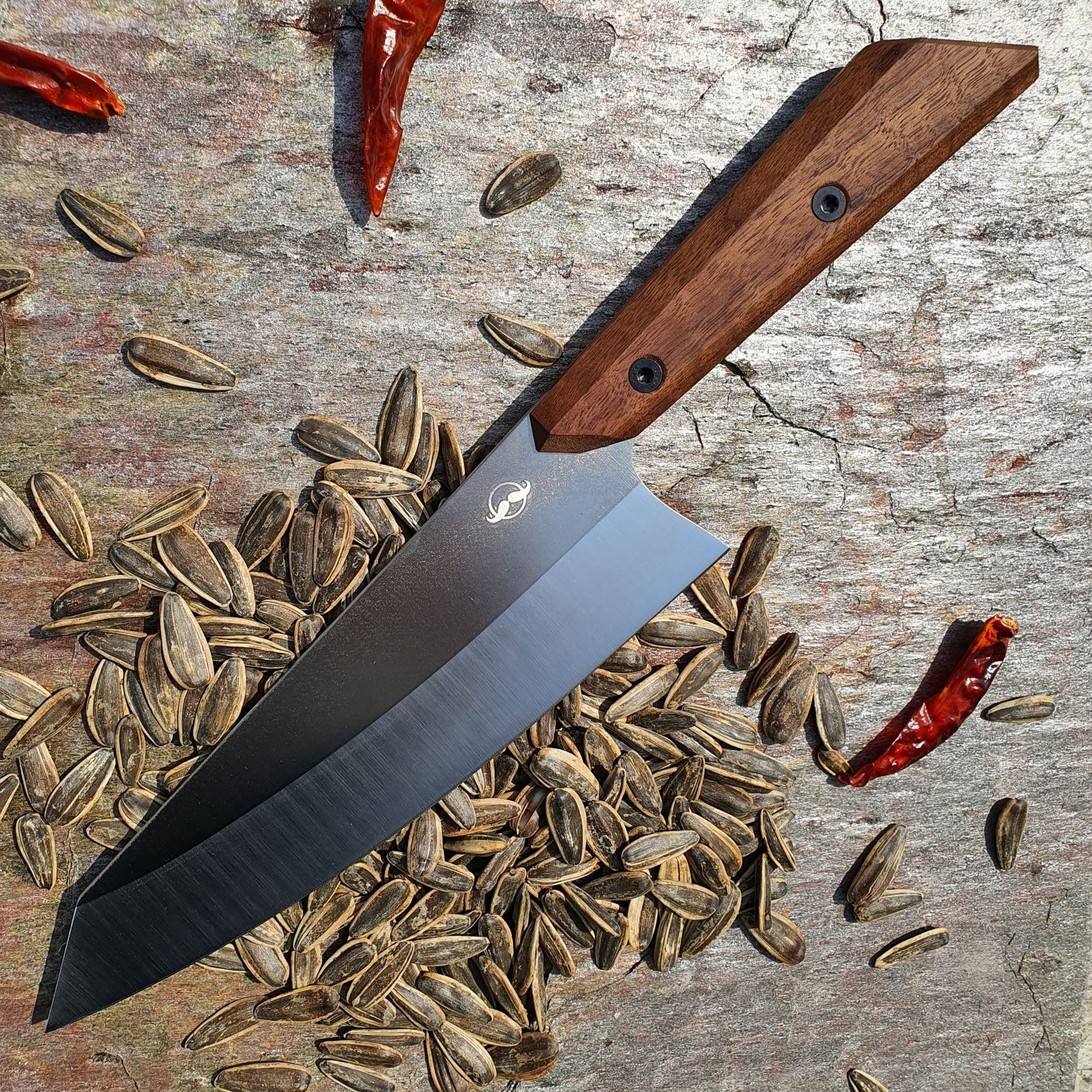 Moustache (J handle - American walnut)