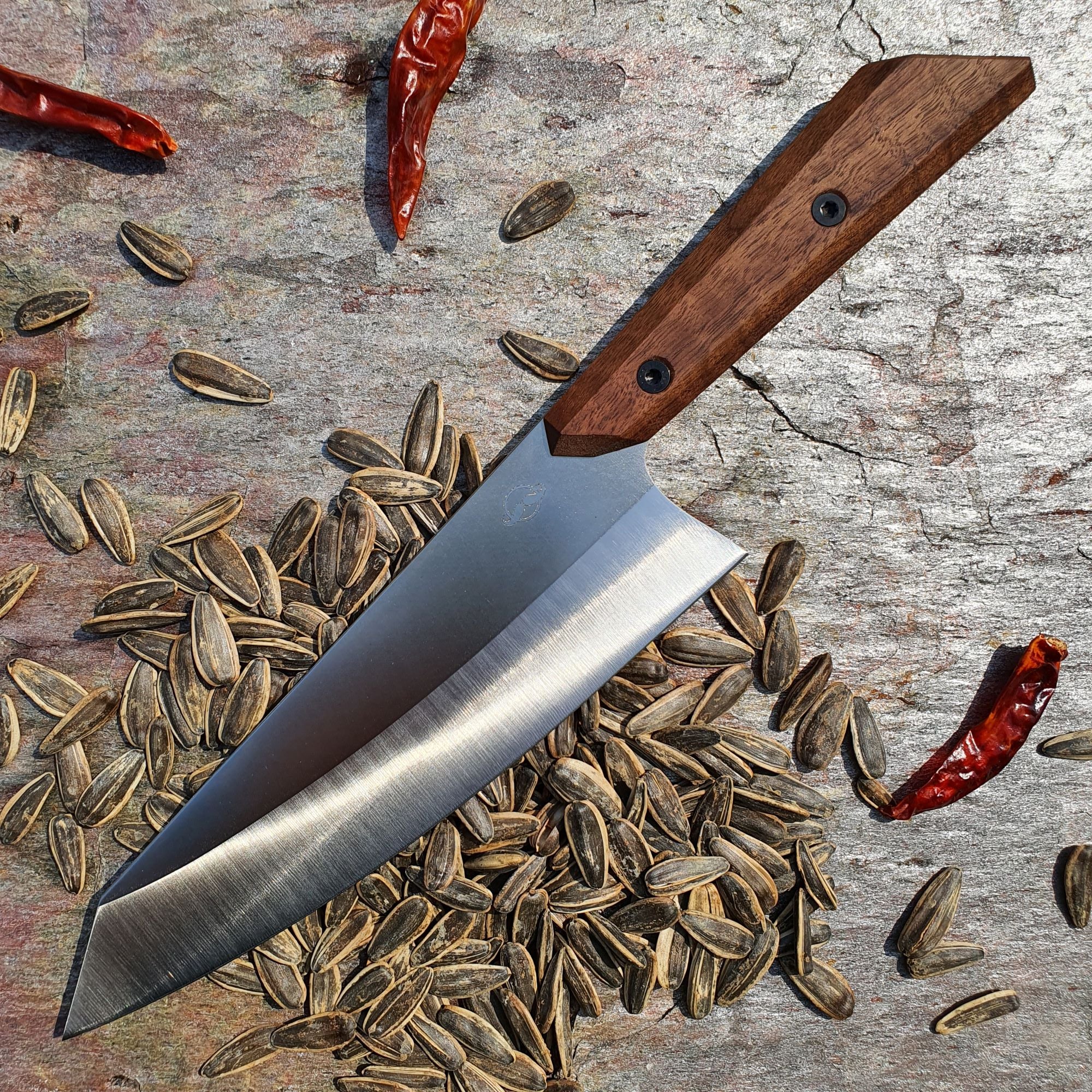Moustache (J handle - American walnut)