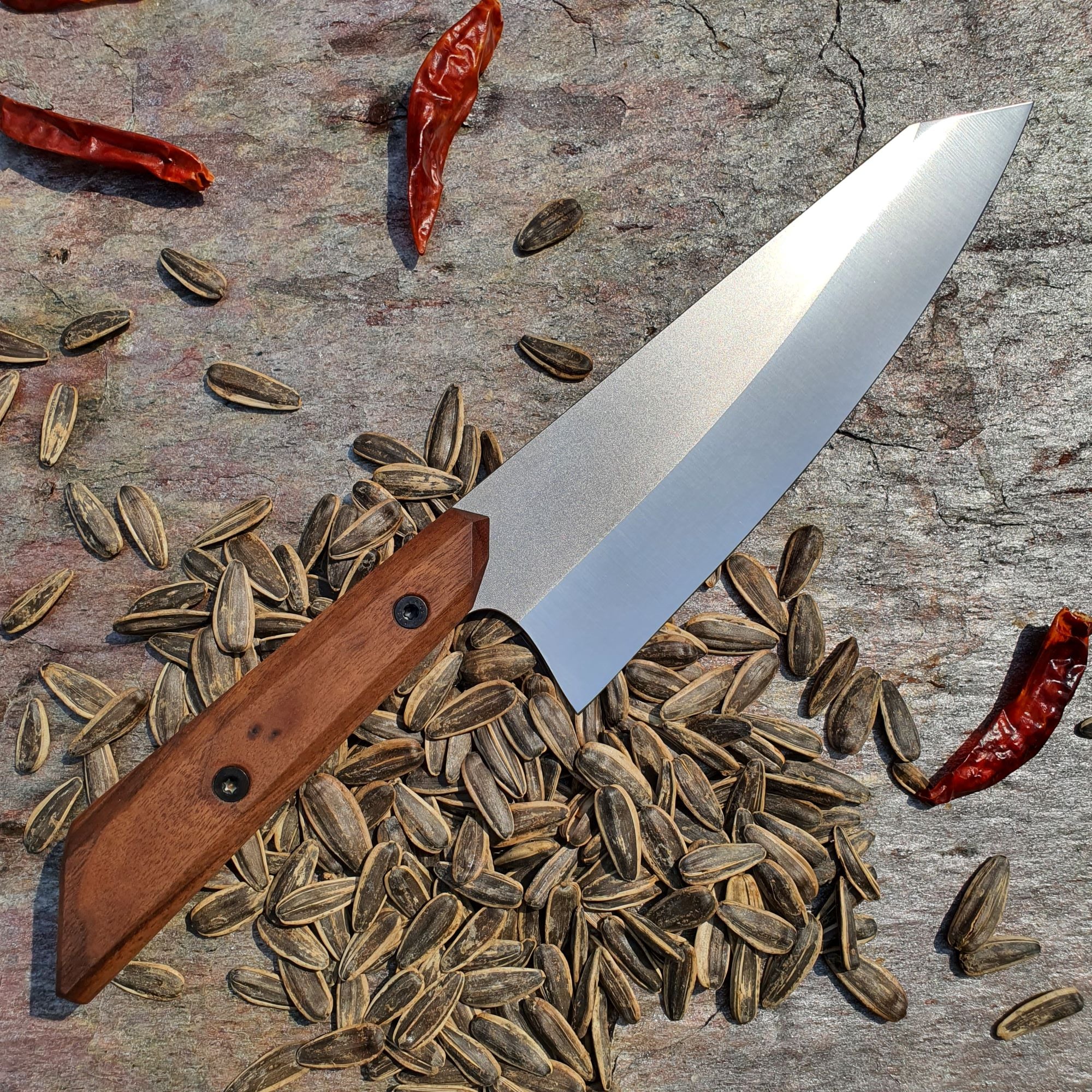 Moustache (J handle - American walnut)
