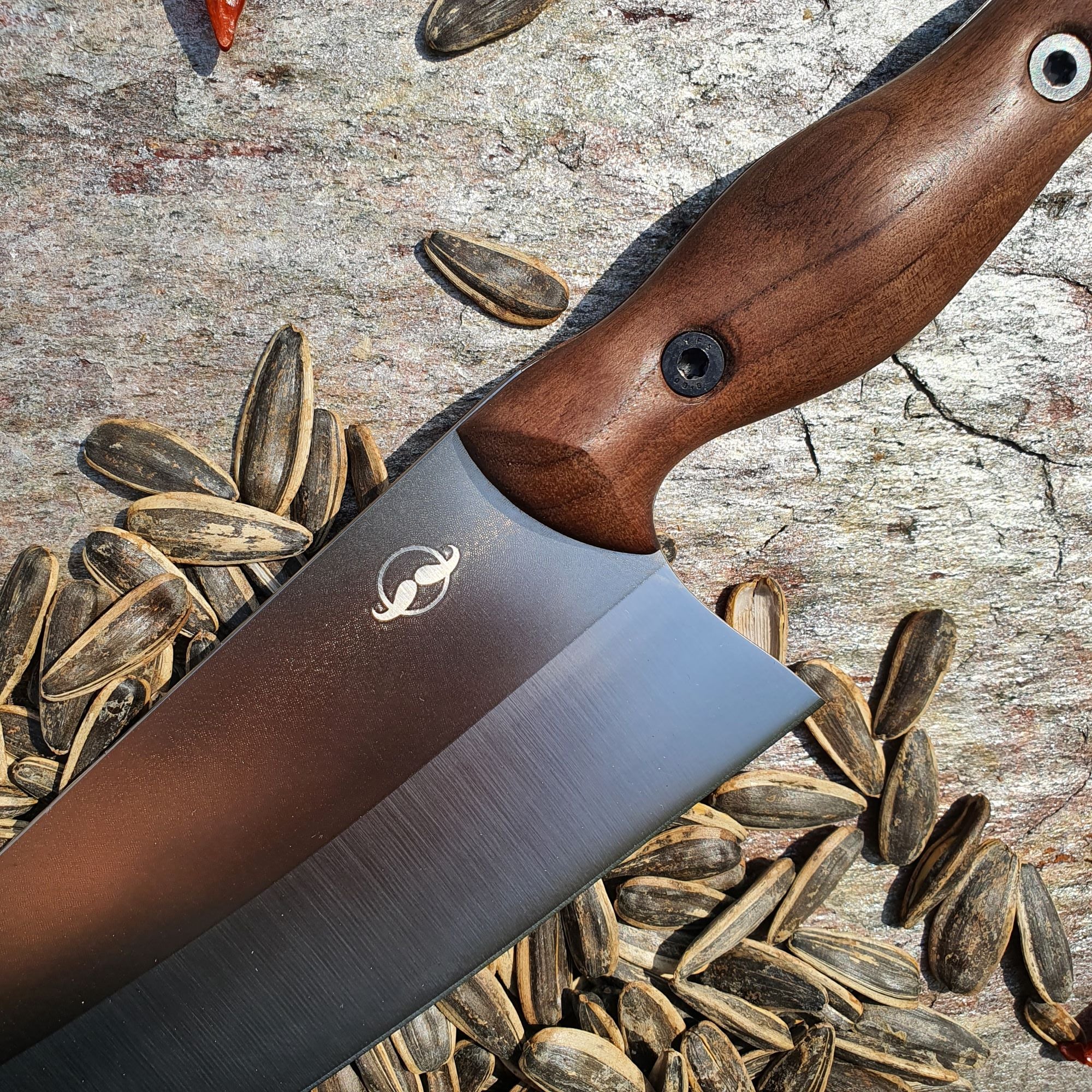 Moustache (M handle - American walnut)