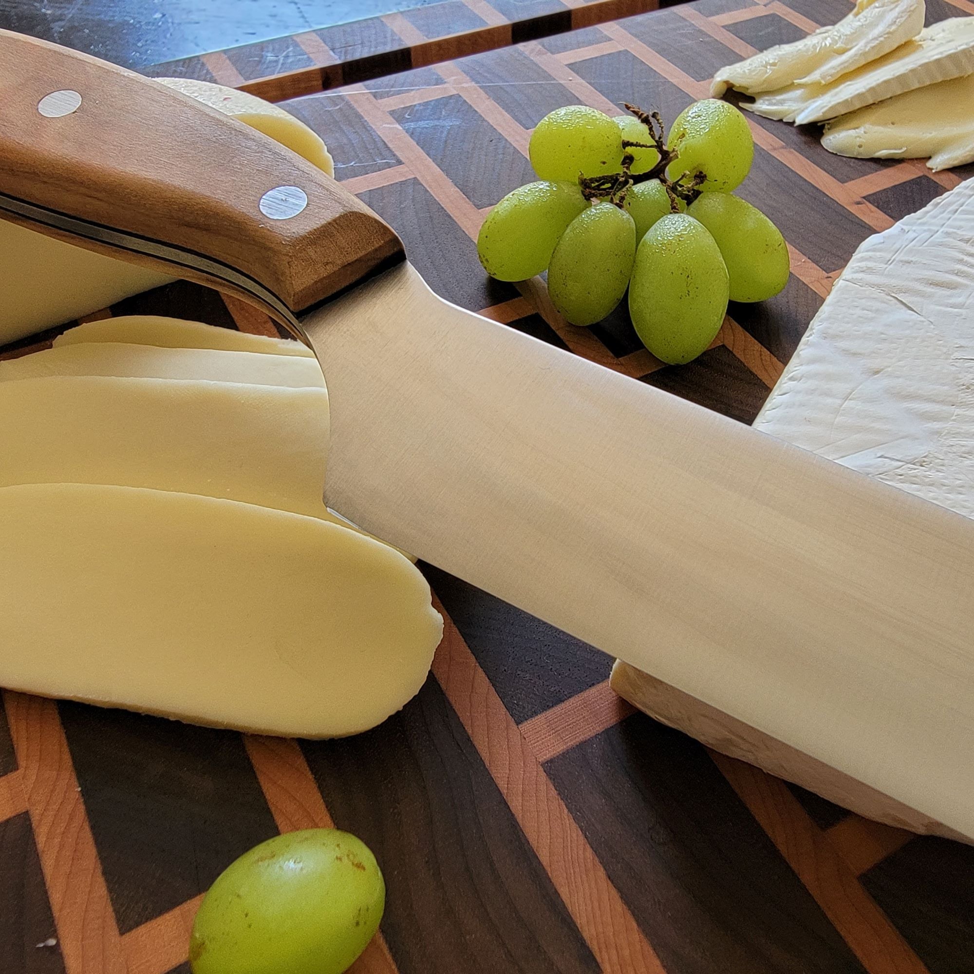 Cheese knife for semi soft cheese