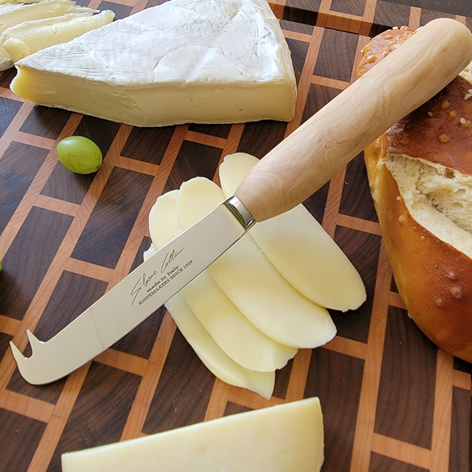 Two tipped cheese knife